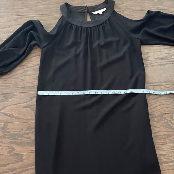 Trina Turk Black Sicily Cold-shoulder Rhinestone Detail Cocktail Dress Size 4 - Picture 8 of 12